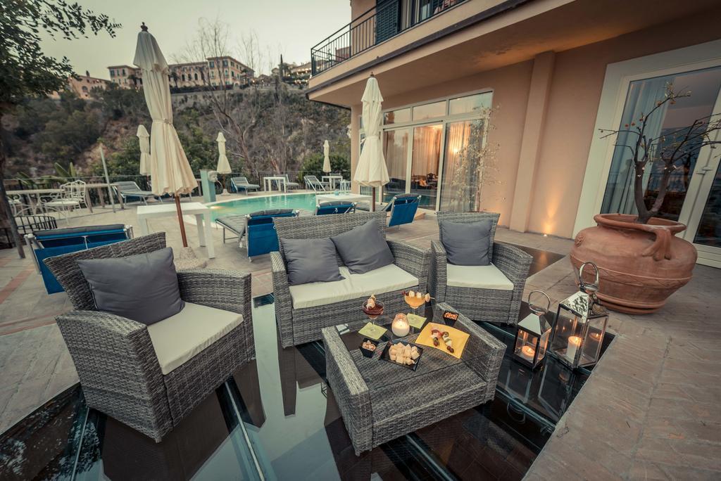 Meridiana Hotel Taormina Exterior photo
